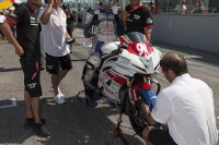 29_7-pit-walk-07-r6-cup.jpg